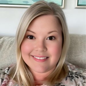 Meet your Posher, Joelle